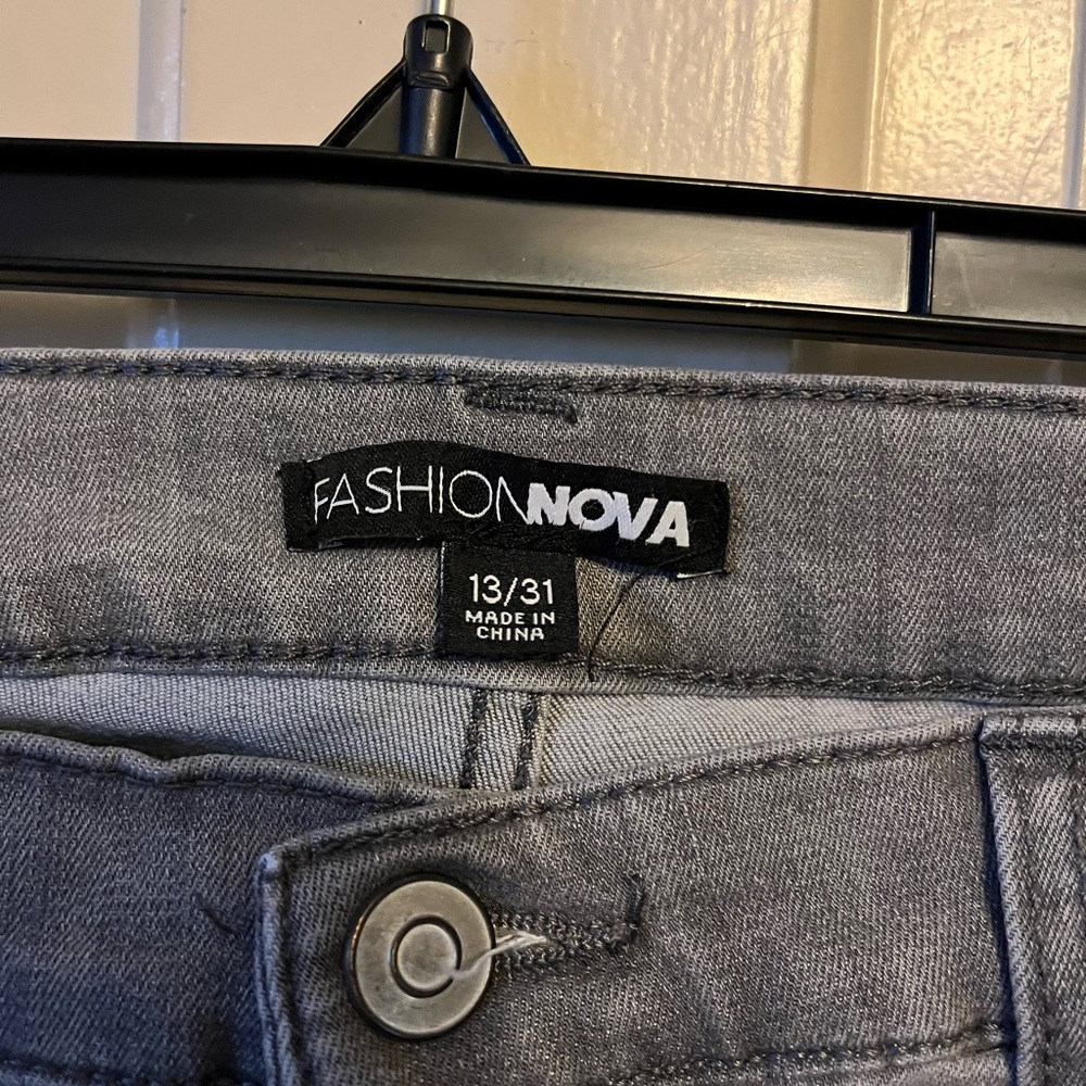 Fashion nova jeans (Only worn a few times)